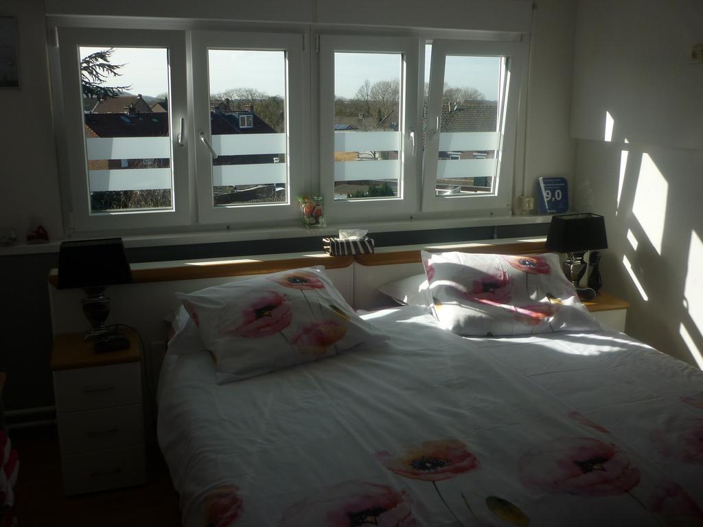 Tonnie'S Bed And Breakfast Kerkrade Eksteriør bilde