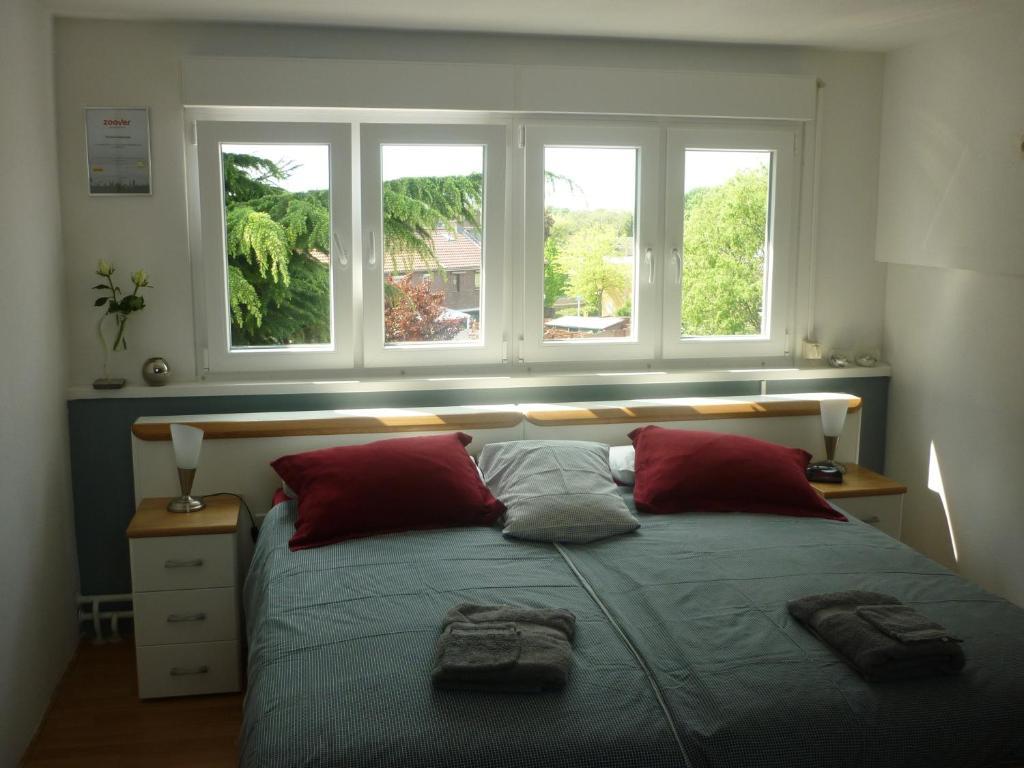 Tonnie'S Bed And Breakfast Kerkrade Eksteriør bilde
